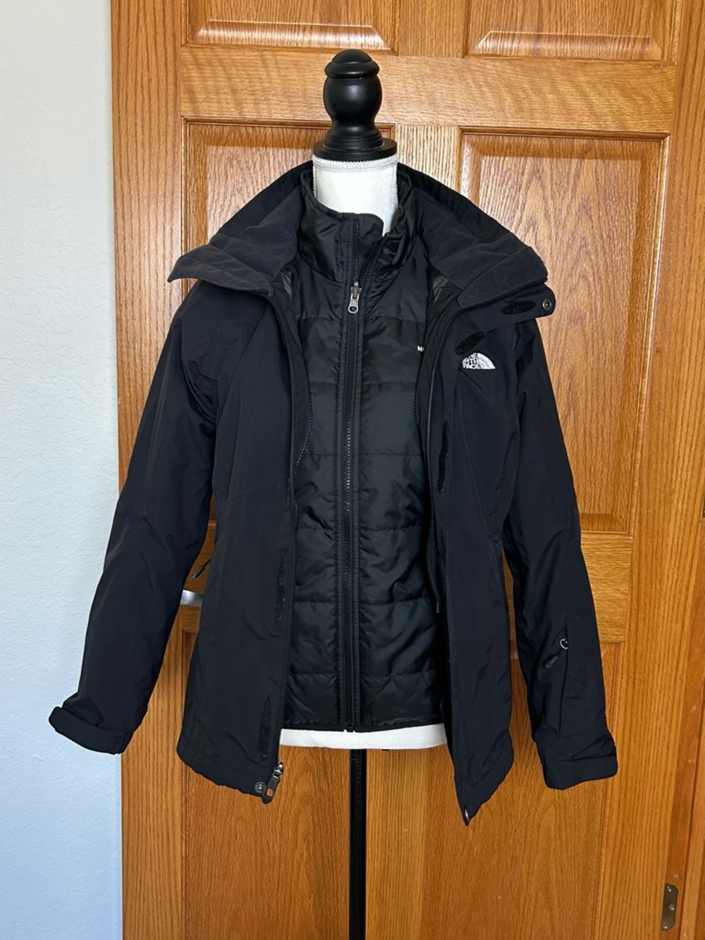 The North Face 2-1 Ski Jacket- Performance Winter Essential | WINTER CLOSE-OUT